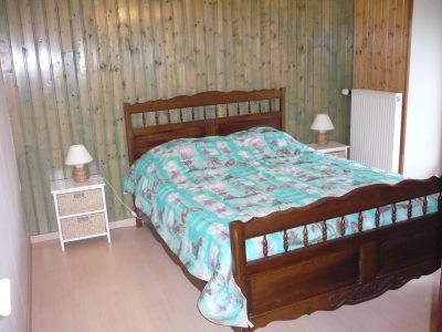 Gîte du Fays - Salle de bain - Rez de chaussée - Baignoire Gîte du Fays - Chambre 2 personnes - lit 140